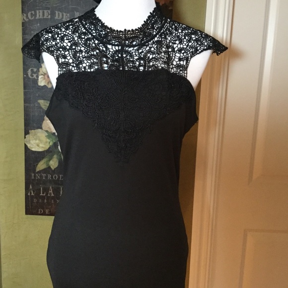 LACE YOKE BOW TIE BLACK SLEEVELESS BODYCON DRESS - Picture 3 of 5
